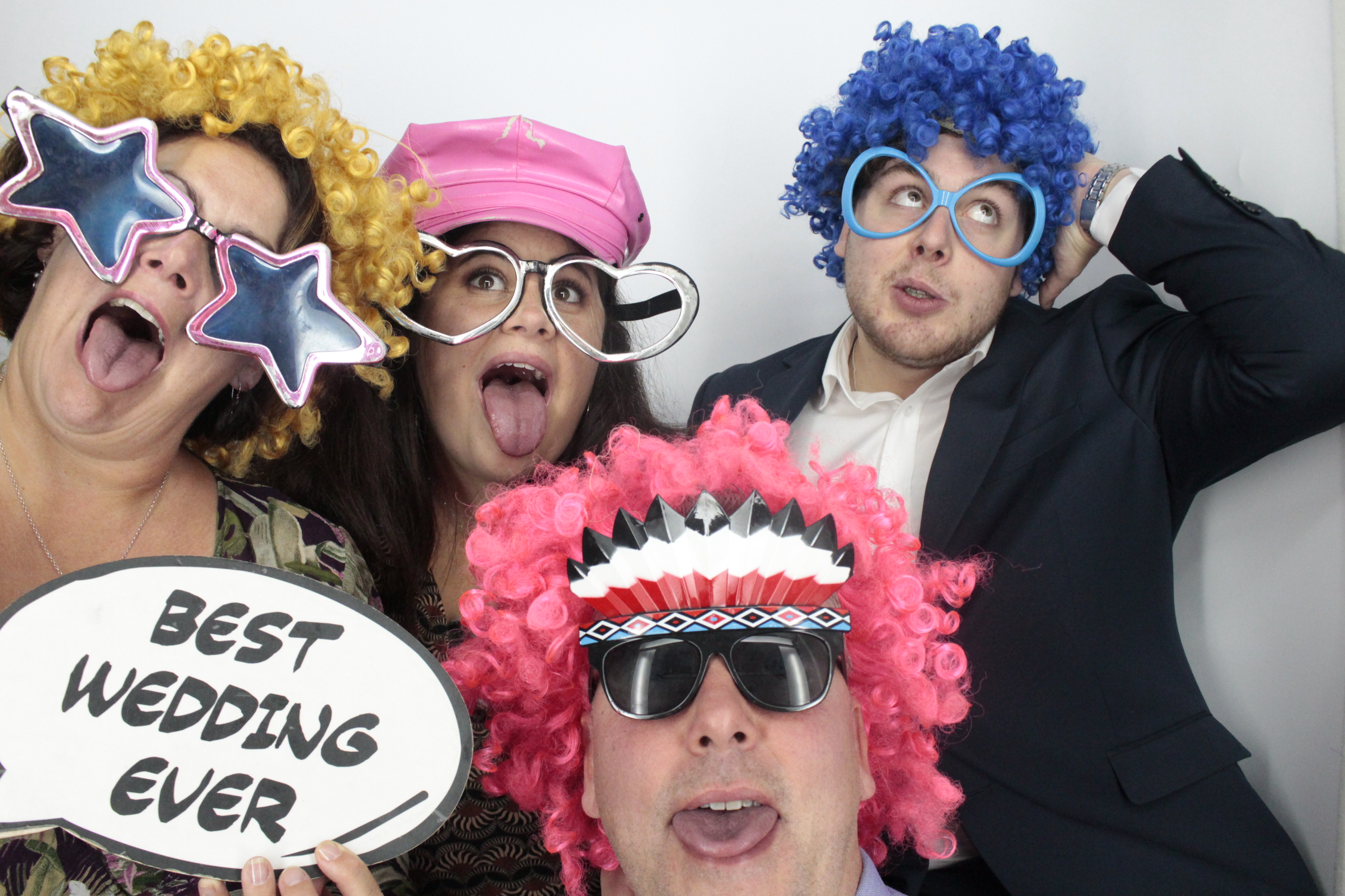Kim & Andy's Wedding | View more photos from the event at gallery.myphotoboothexperience.co.uk/u/MyPhotoBoothExperienceLtd/Kim-Andys-Wedding